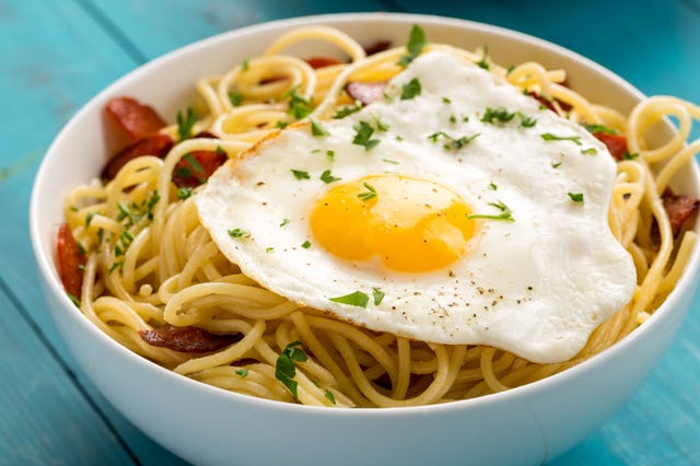 spaghetti-with-pepperoni spaghetti with pepperoni