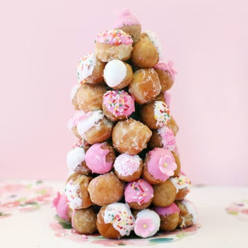How to make a tower of donuts for a party centerpiece or easy dessert idea.
