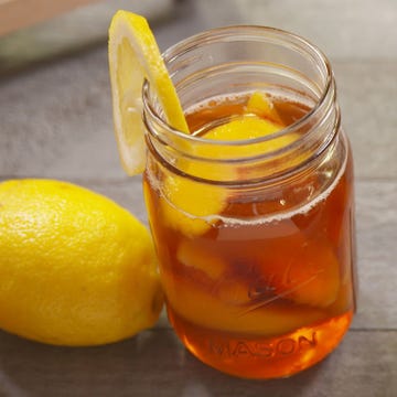Ingredient, Fluid, Orange, Produce, Citrus, Amber, Liquid, Citric acid, Lemon, Rangpur, 