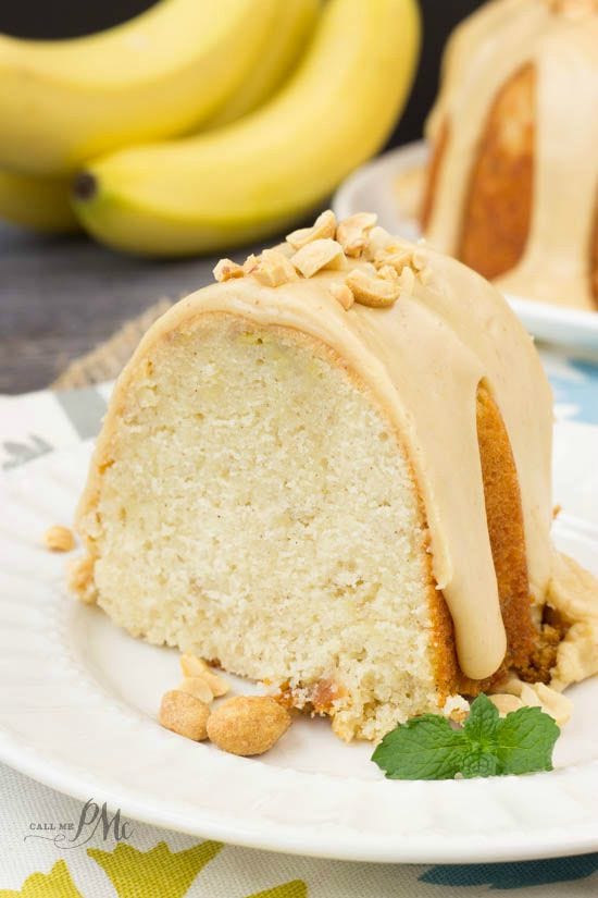 Food, Cuisine, Ingredient, Plate, Dessert, Dishware, Sweetness, Baked goods, Dish, Serveware, 