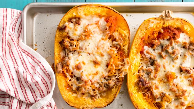How to Cook Spaghetti Squash in the Oven - Best Way to Bake Spaghetti ...