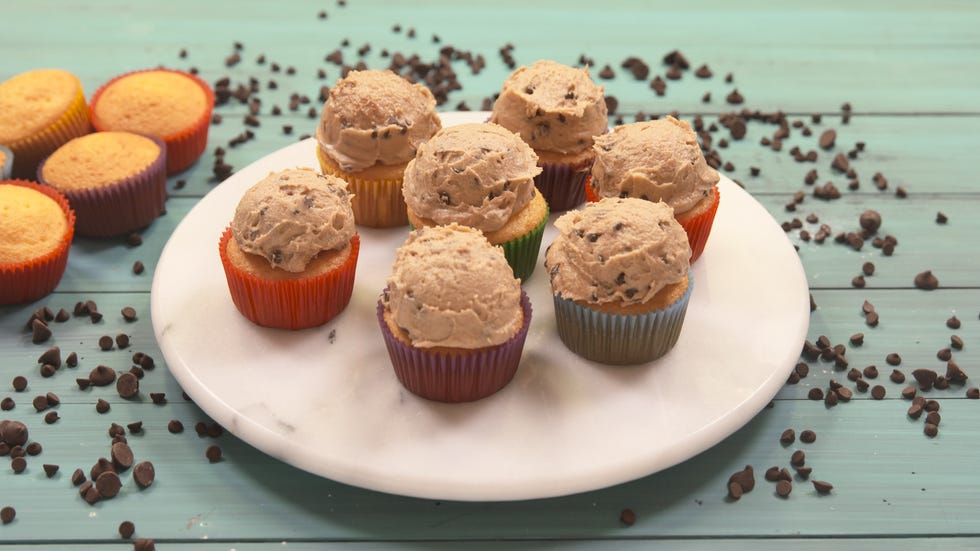 delish-cookie-dough-frosting