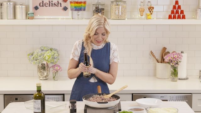 Tori Spelling's Cooking Secrets - Best Shepherd's Pie Recipe - Delish.com