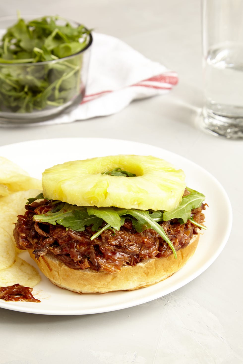 hawaiian pulled pork sandwiches