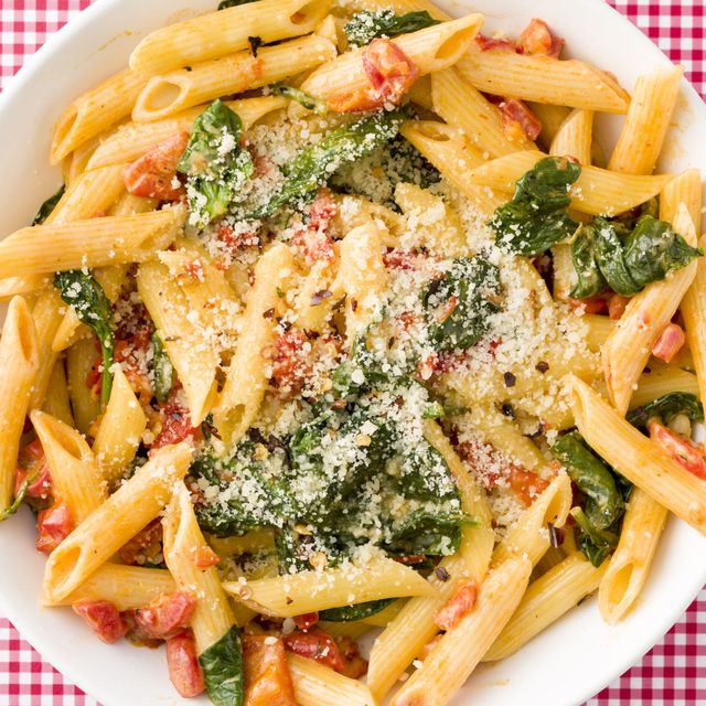 Best Creamy Roasted Red Pepper Penne Recipe - How to Make Creamy ...