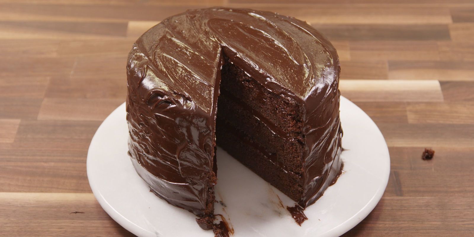 Remember The Giant Chocolate Cake From Matilda? We Have The Recipe! »  Yodoozy®