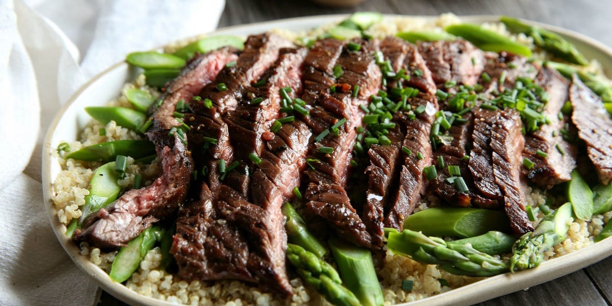 Red Wine Steak with Quinoa and Asparagus