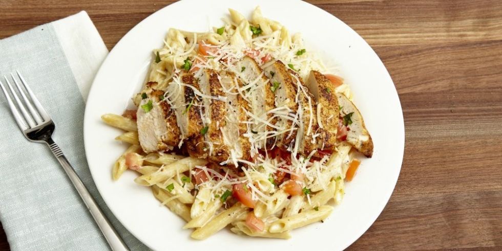 Chili's Cajun Chicken Pasta Recipe - How To Make Cajun Chicken Pasta Penne  