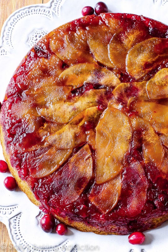 Dish, Food, Cuisine, Ingredient, Dessert, Tart, Produce, Cranberry, Baked goods, Tarte tatin, 