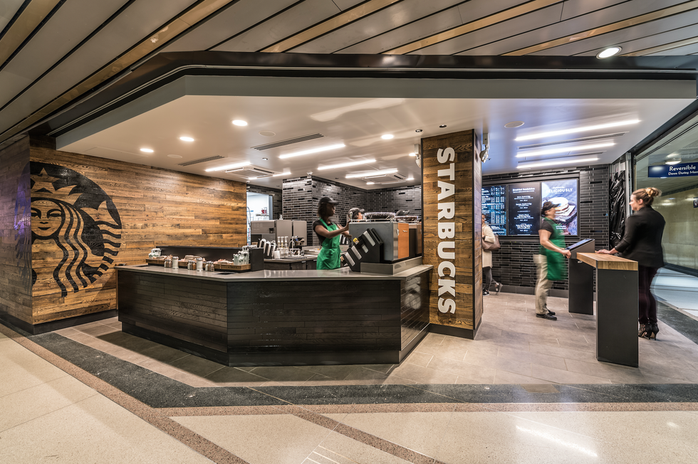 Interior design, Ceiling, Floor, Light fixture, Lobby, Retail, Display case, Baggage, 
