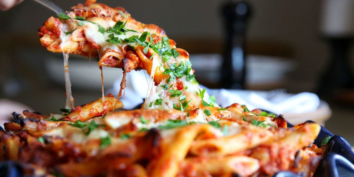 Cheesy Sun-Dried Tomato Penne Pie