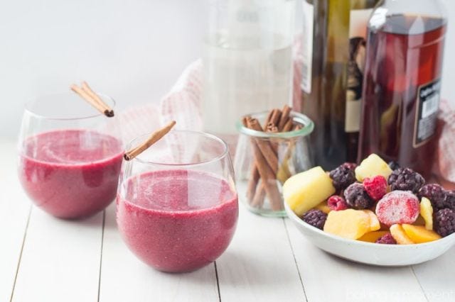 Food, Drink, Smoothie, Health shake, Superfood, Ingredient, Juice, Tinto de verano, Fruit, Blackberry, 