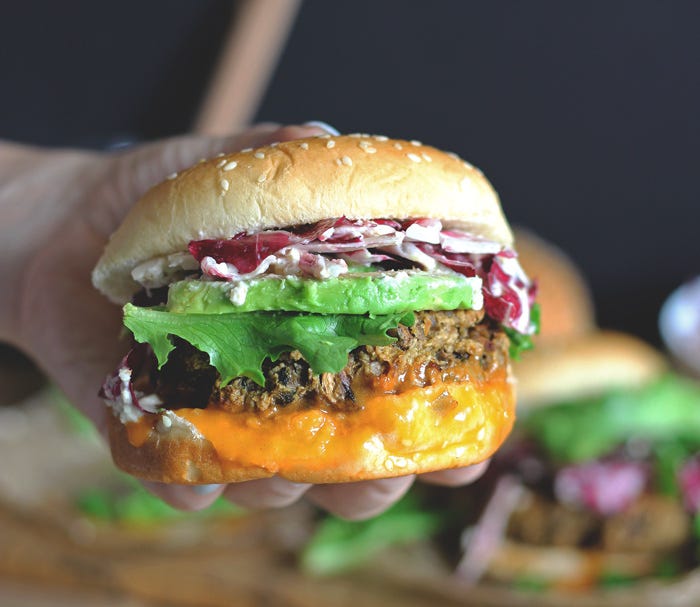 Food, Hamburger, Dish, Buffalo burger, Fast food, Veggie burger, Cheeseburger, Junk food, Cuisine, Slider, 