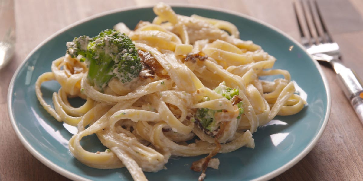Greek Yogurt Fettuccine Alfredo