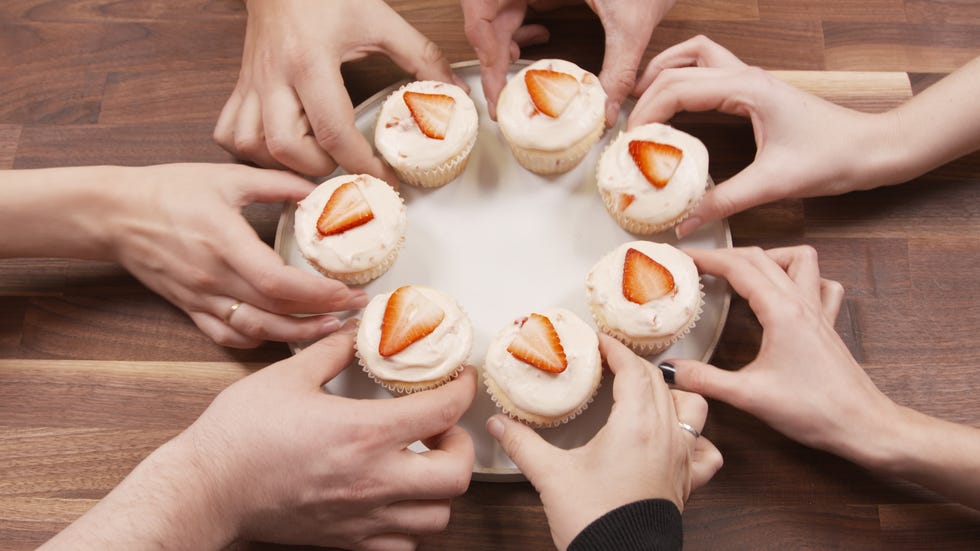 Strawberry Mimosa Cupcakes
