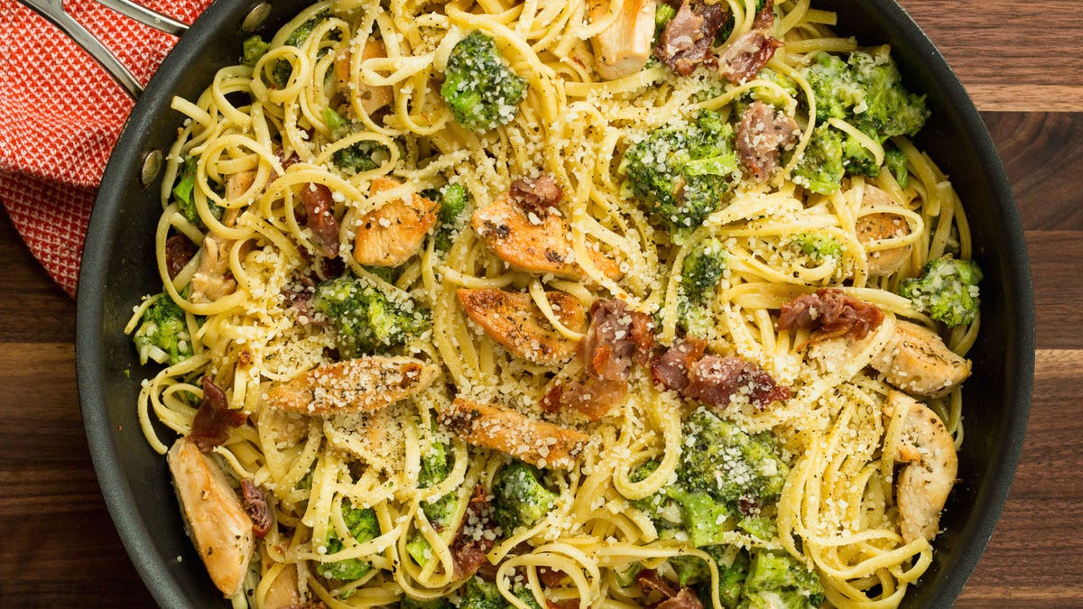 Video player poster image preview for Prosciutto Chicken Linguine