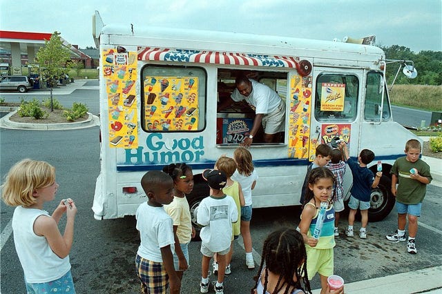 Footwear, Leg, Child, Summer, Public space, Toddler, Food truck, Truck, 