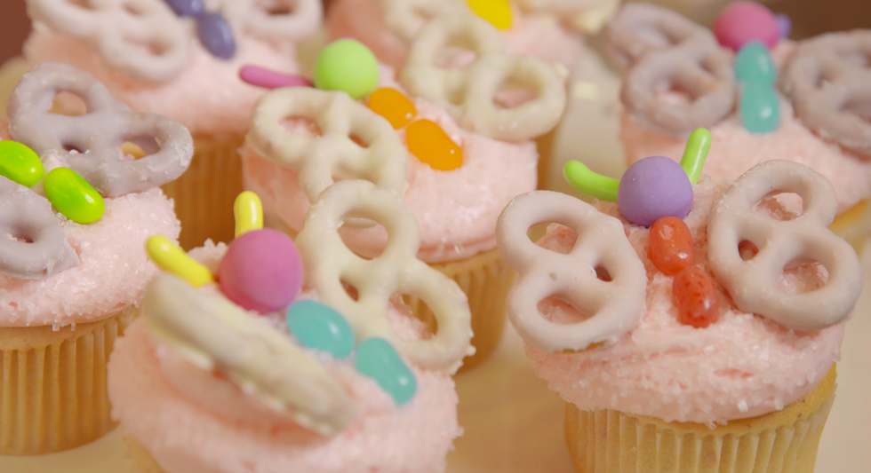 Pretzel Butterfly Cupcakes