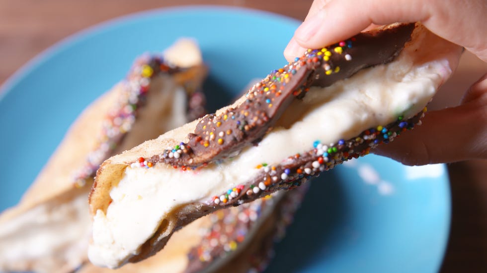 Cuisine, Food, Sweetness, Ingredient, Dessert, Finger food, Baked goods, Confectionery, Recipe, Dish, 