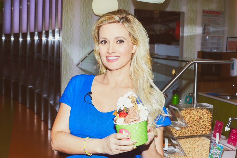 Holly Madison's Fro-Yo