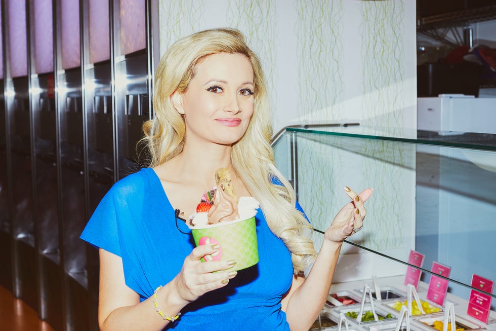 Holly Madison's Fro-Yo