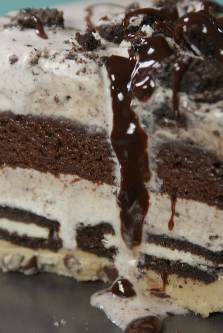 21 Easy Ice Cream Cake Recipes - How To Make Ice Cream Cake