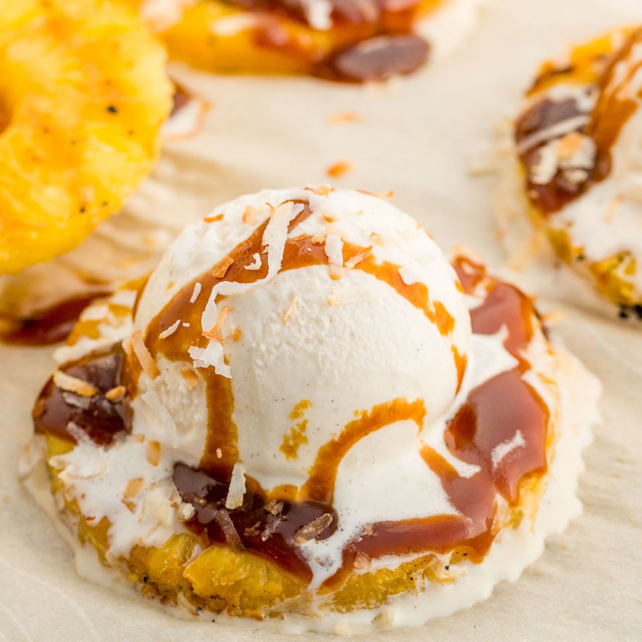 Grilled Pineapple Sundaes Are The Four-Ingredient Desserts You Need Today