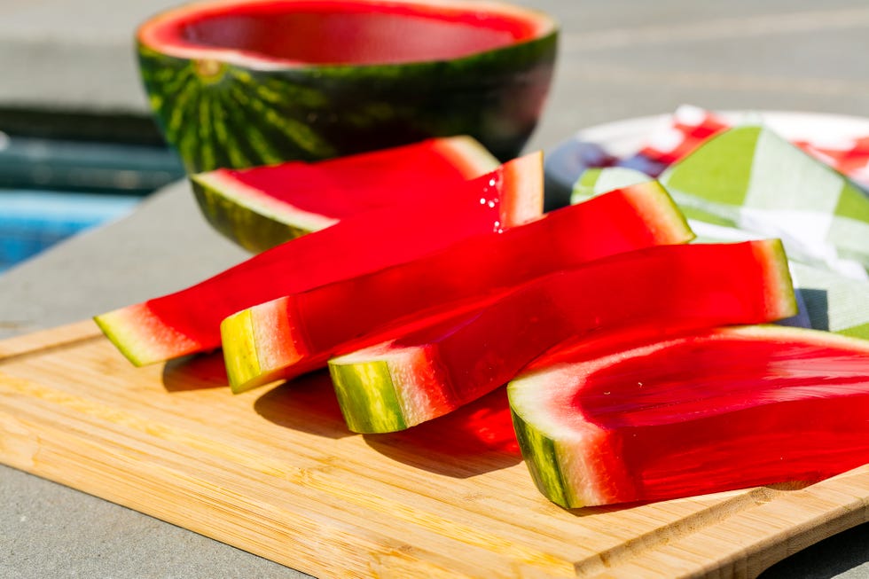 watermelon-jello-shot