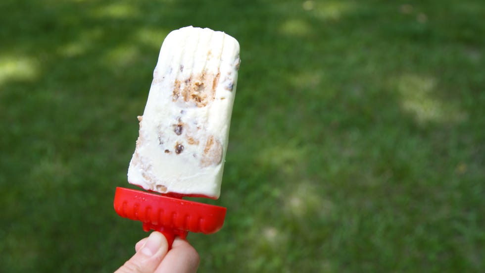 milk  cookie pop