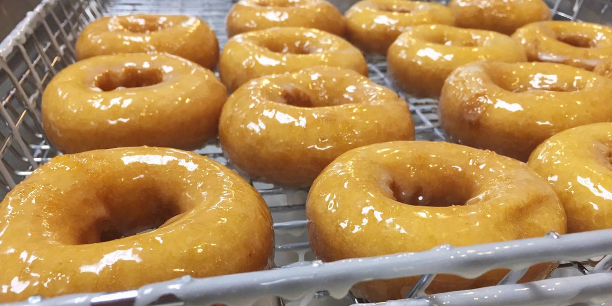 Heres The Secret To Making Glazed Dunkin Donuts