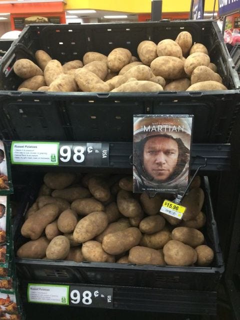 Potato, Local food, Root vegetable, Natural foods, Food, Solanum, Vegetable, Russet burbank potato, Produce, Plant, 