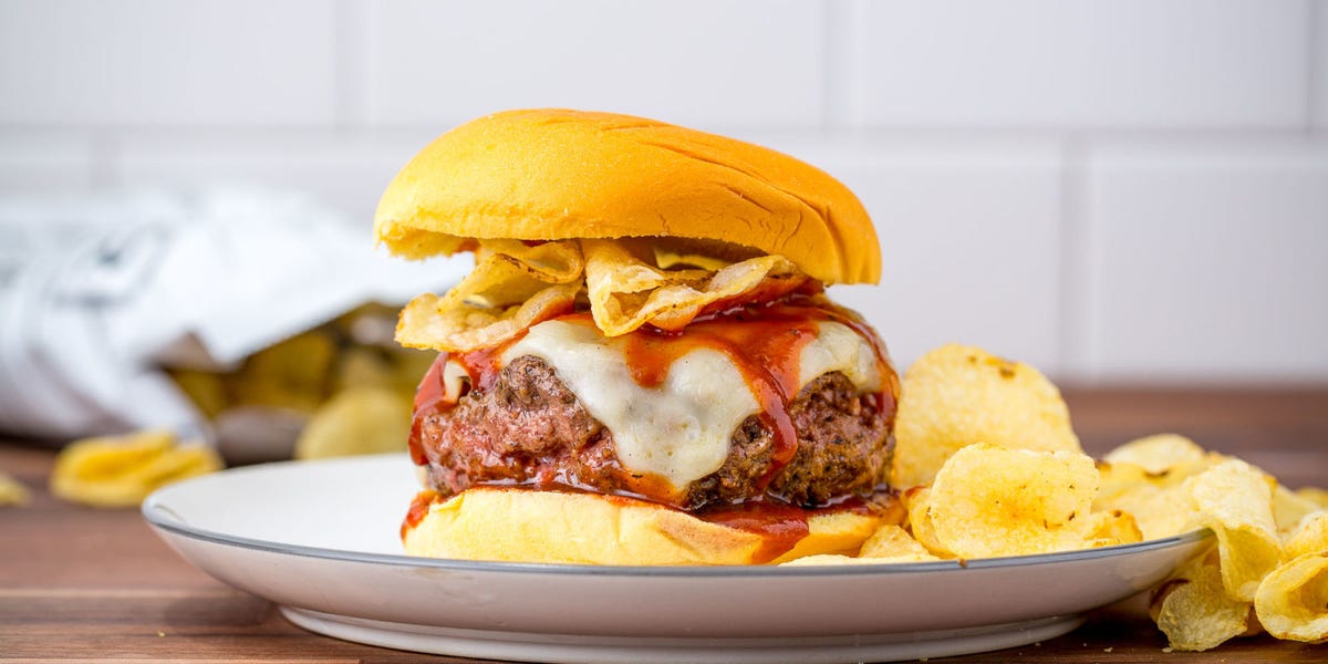 BBQ Potato Chip Burger