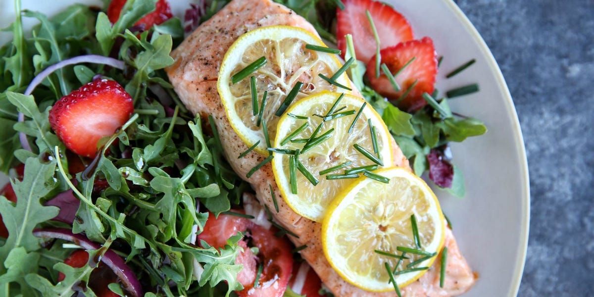 Roasted Salmon with Strawberry-Arugula Salad