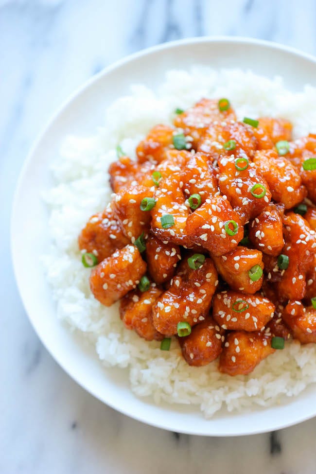 Food, Steamed rice, White rice, Rice, Ingredient, Jasmine rice, Dishware, Dish, Recipe, Cuisine, 