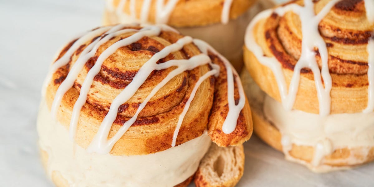 Cinnamon Roll Ice Cream Sandwiches