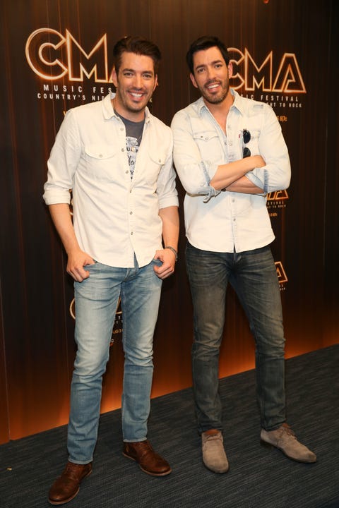 Property Brothers Wedding Rumors Drew Scott Celebrates Engagement Property Brothers Drew And Jonathan Scott