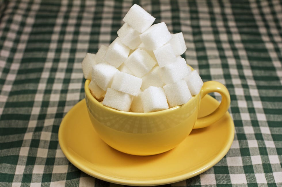 Serveware, Dishware, Textile, Cuisine, White, Food, Tableware, Ingredient, Coffee cup, Recipe, 