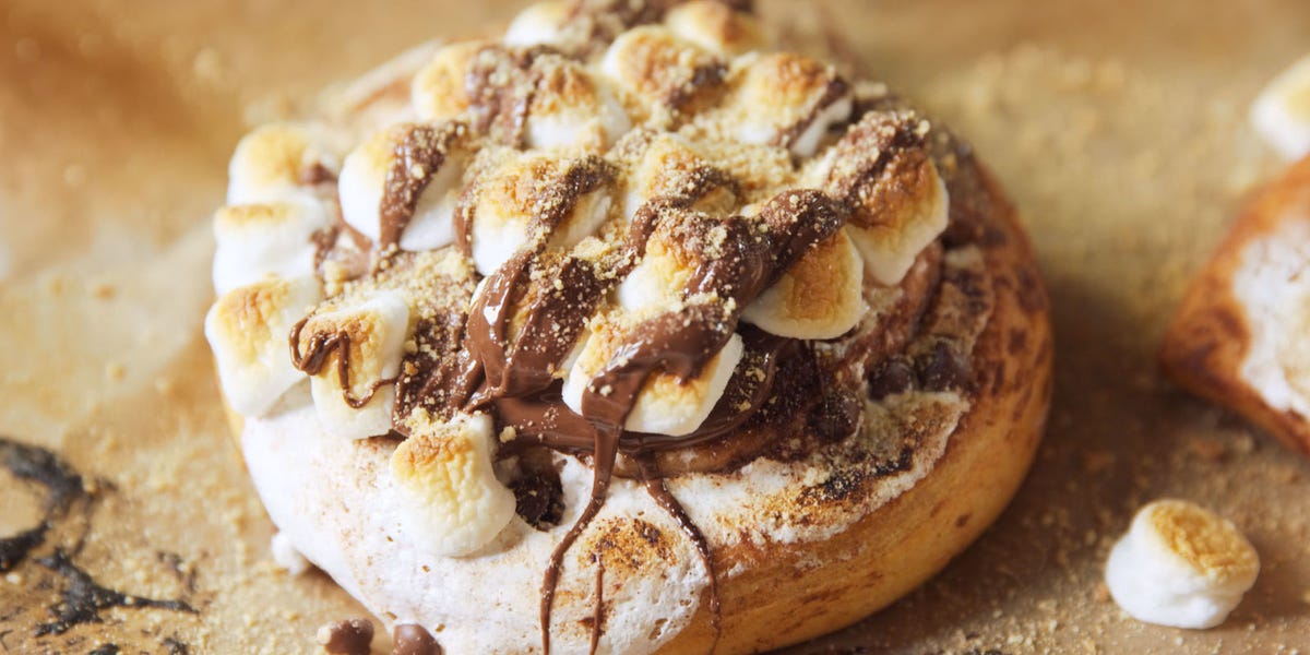 S'mores Cinnamon Rolls