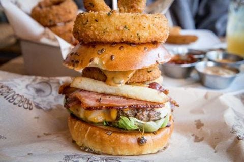Food, Finger food, Sandwich, Ingredient, Cuisine, Dish, Baked goods, Produce, Serveware, Fried food, 