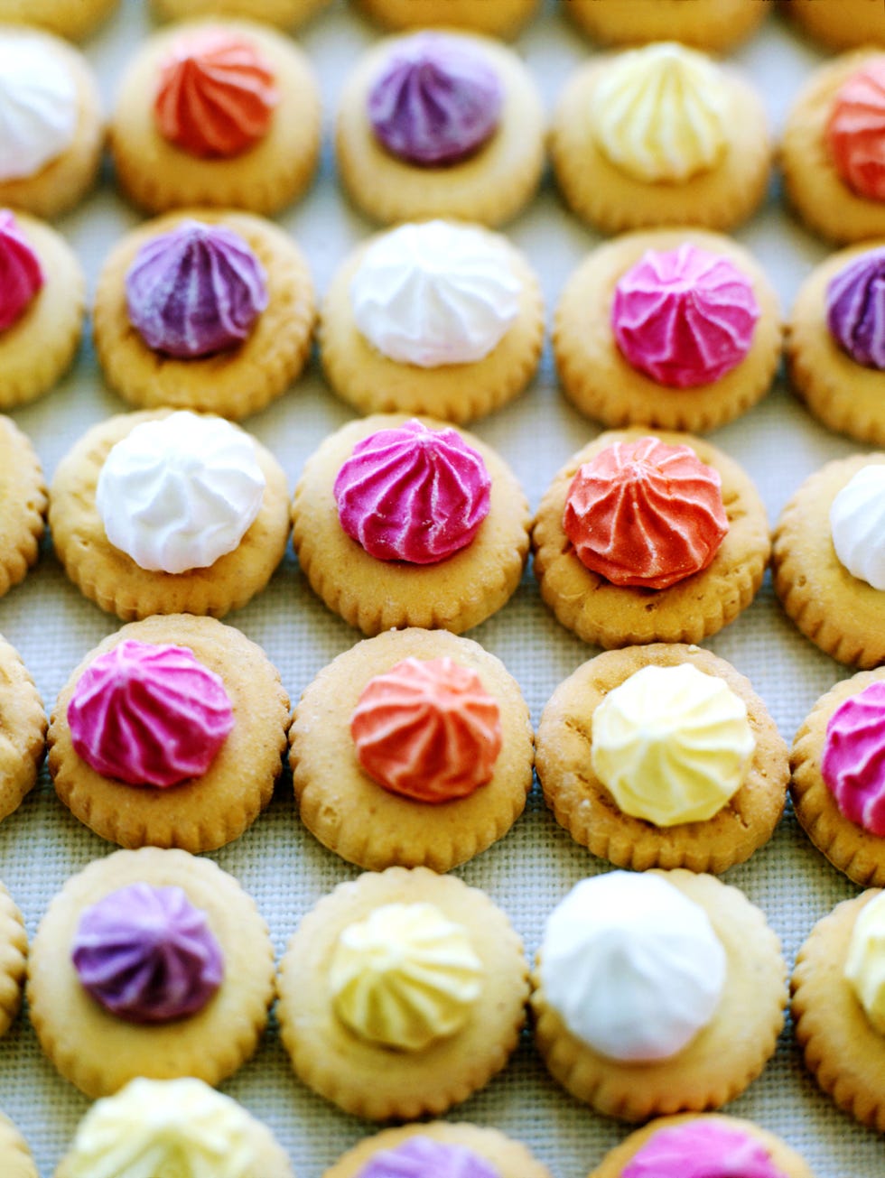 Sweetness, Food, Finger food, Cupcake, Dessert, Baked goods, Ingredient, Cuisine, Pink, Cooking, 