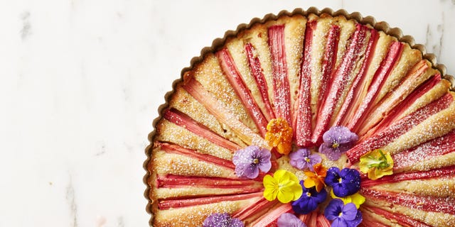 Yellow, Orange, Peach, Cake, Baked goods, Floral design, Sweetness, Baking, Yellow, Orange, Peach, Cake, Baked goods, Floral design, Sweetness, Baking,