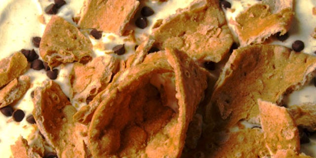 No-Bake Cannoli Cheesecake
