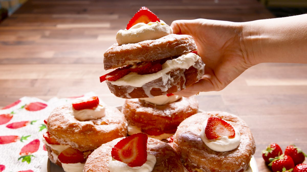 preview for Shortcake Donuts