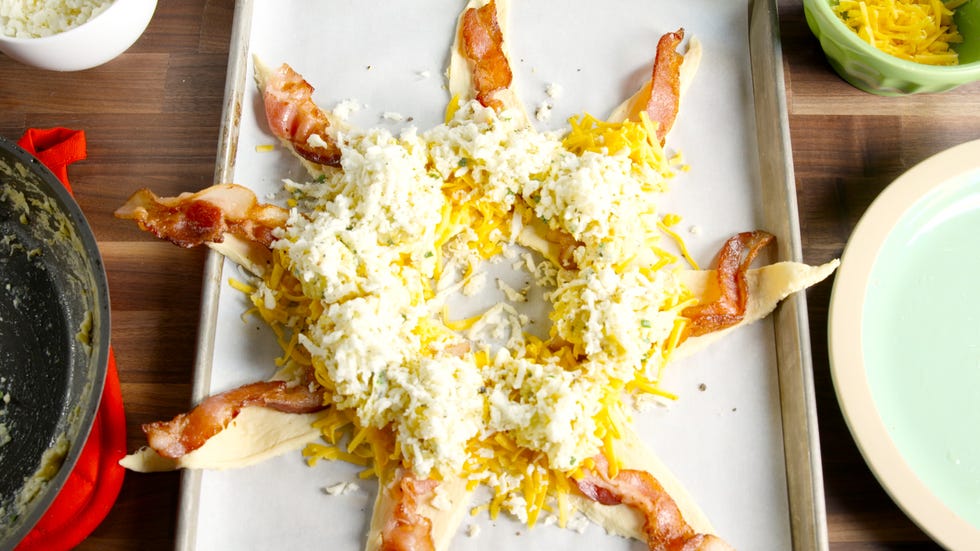 delish-crescent-ring-breakfast
