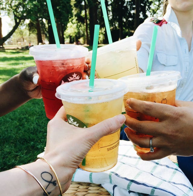 Drink, Alcoholic beverage, Alcohol, Beer, Drinking straw, Tableware, Beer glass, Drinkware, Cocktail, Barware, 