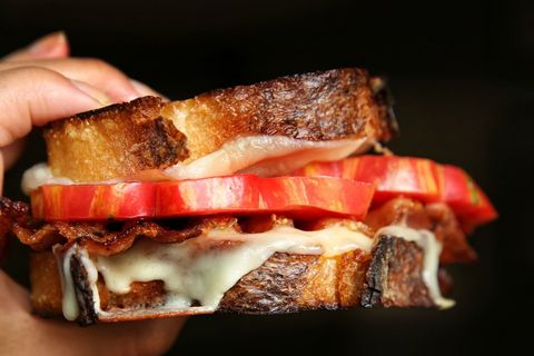 Grilled Cheese with Tomatoes and Bacon Recipe