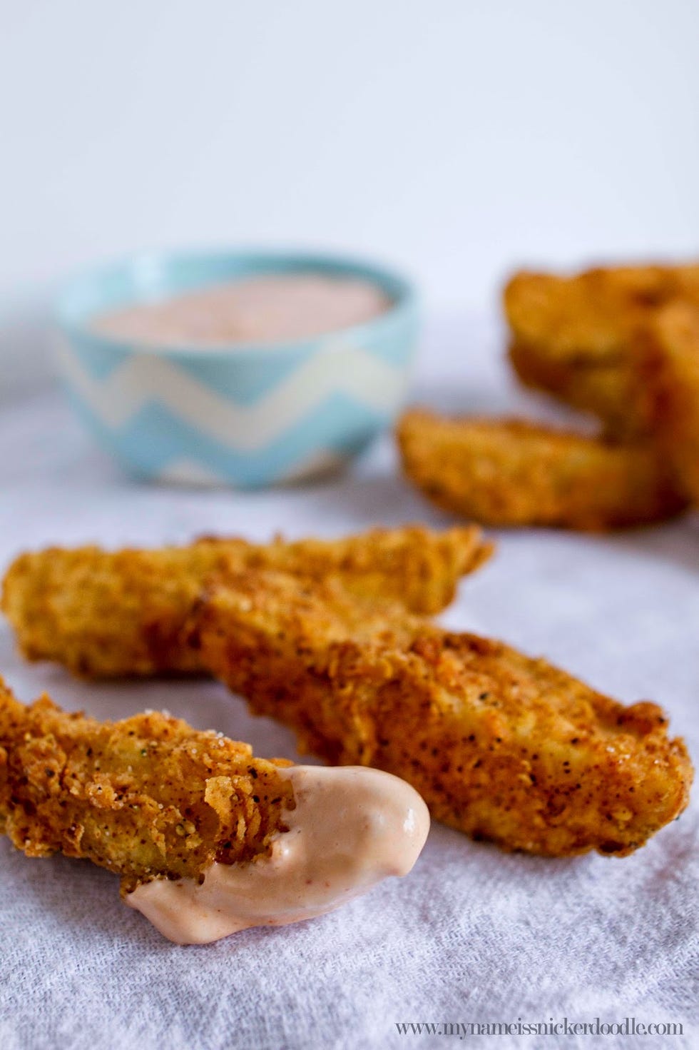 Dish, Food, Fried food, Crispy fried chicken, Cuisine, Ingredient, Fast food, Chicken nugget, Fried chicken, Fritter, 