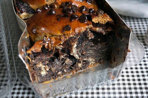 Food, Amber, Dish, Recipe, Roasting, Comfort food, Mesh, Home accessories, Cooking, Fast food, 