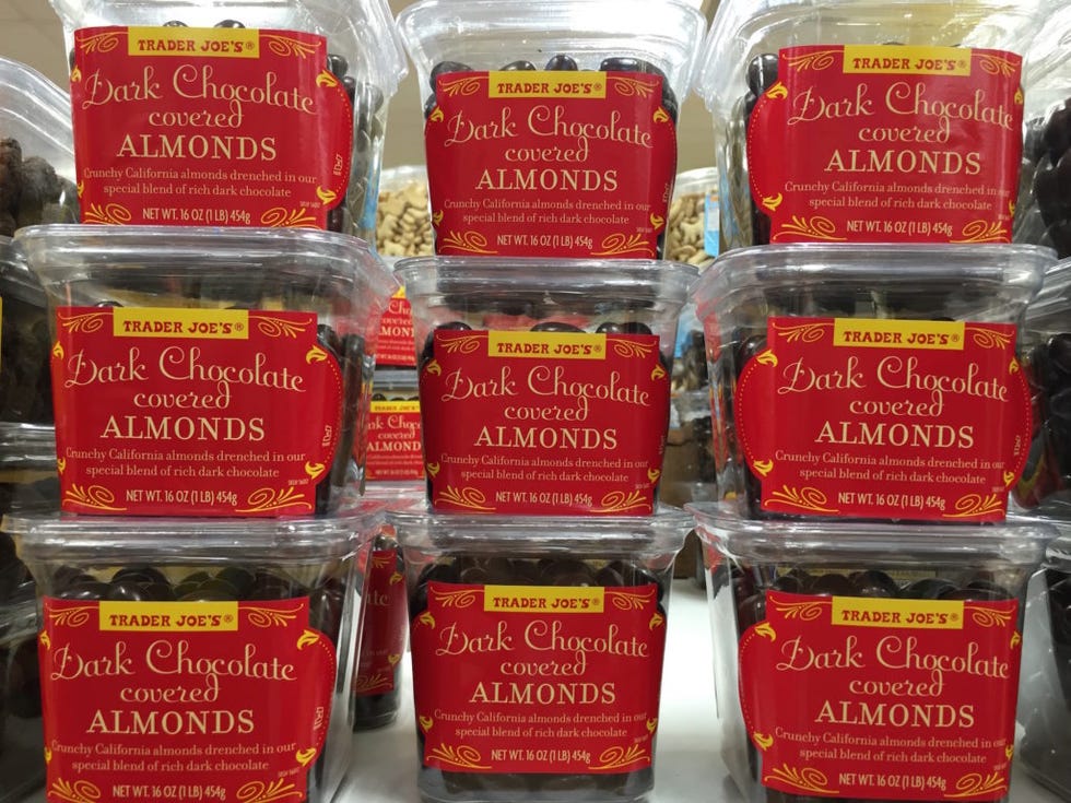 Red, Font, Food storage containers, Label, Metal, Rectangle, Collection, Silver, Packaging and labeling, Calligraphy, 