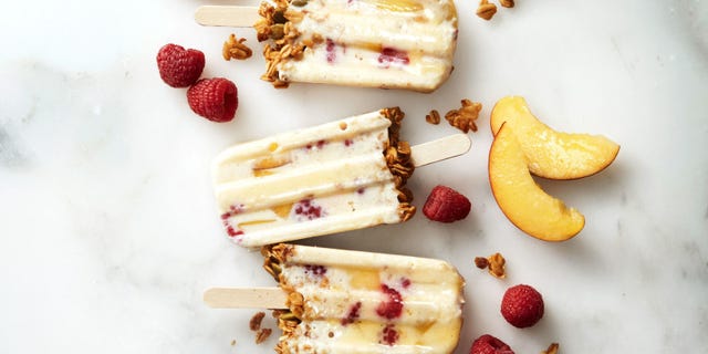 Food, Sweetness, Cuisine, Ingredient, Fruit, Dishware, Dessert, Natural foods, Breakfast, Berry, Food, Sweetness, Cuisine, Ingredient, Fruit, Dishware, Dessert, Natural foods, Breakfast, Berry,